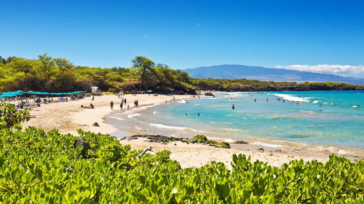 daytime view of Hapuna Beach at Big Island of Hawaii